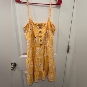 Yellow Floral Juniors Dress. NWOT